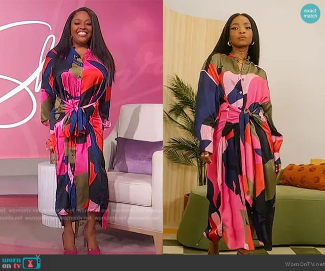 The Drop Abstract Print Maxi Shirt Dress worn by Sherri Shepherd on Sherri