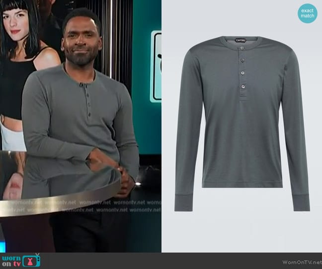 Tom Ford Henley Shirt worn by Justin Sylvester on E! News