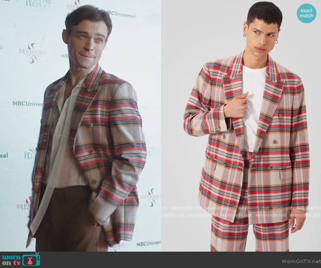 Viggo Breasted Cotton Jacket worn by Thomas Doherty (Thomas Doherty) on Girls5eva