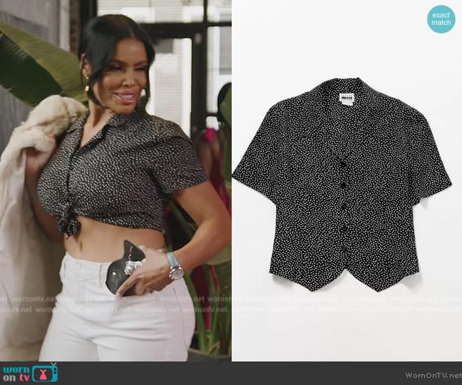 Urban Outfitters Black + White Speckled Short Sleeve Button-Down Shirt worn by Mia Thornton on The Real Housewives of Potomac