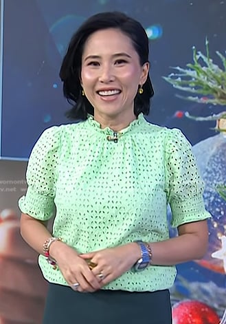 Vicky’s green eyelet top on Today