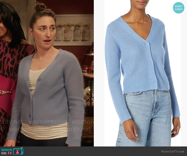 Vince Three Button Cardigan worn by Dawn Solano (Sara Bareilles) on Girls5eva