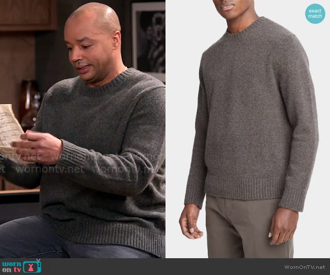 Trey’s grey sweater on Extended Family