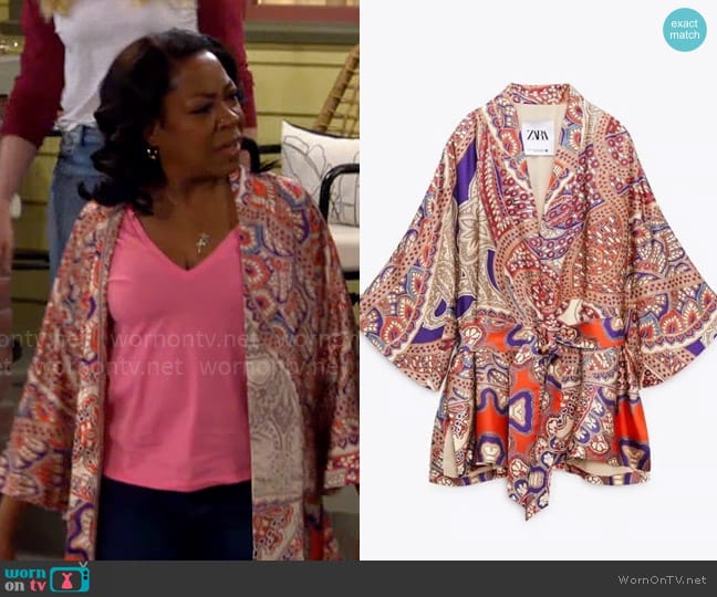 Zara Printed Kimono with Belt worn by Tina Butler (Tichina Arnold) on The Neighborhood