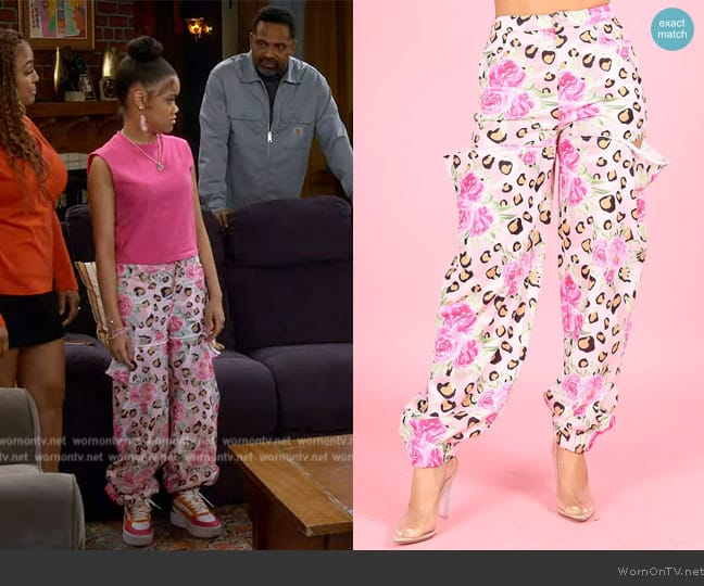 Aaliyah’s floral print pants on The Upshaws