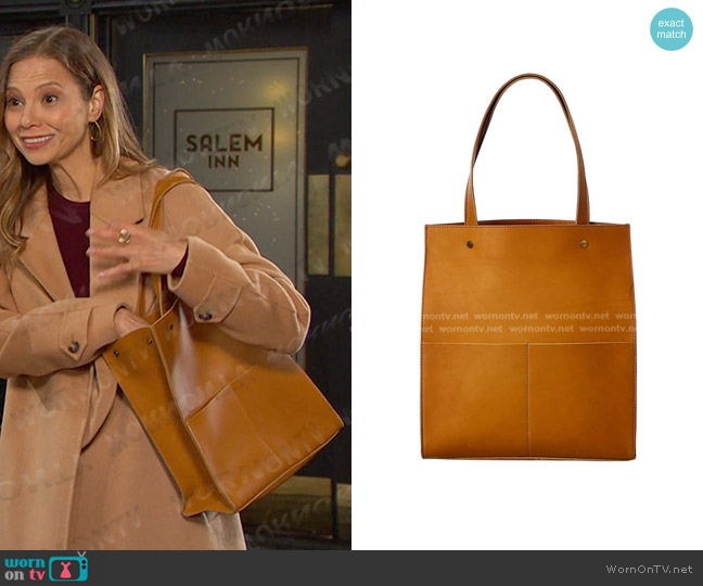 Madewell The Passenger Convertible Leather Tote worn by Ava Vitali (Tamara Braun ) on Days of our Lives