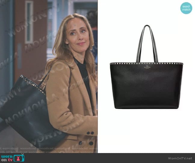 Valentino Garavani Large Rockstud Leather Tote worn by Teddy Altman (Kim Raver) on Greys Anatomy