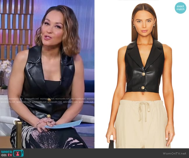 Alice + Olivia Meri Cropped Double Breasted Blazer Top worn by Eva Pilgrim on Good Morning America