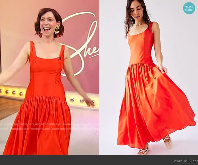 Hutch Ridge Drop-Waist Maxi Dress worn by Carrie Preston on Sherri