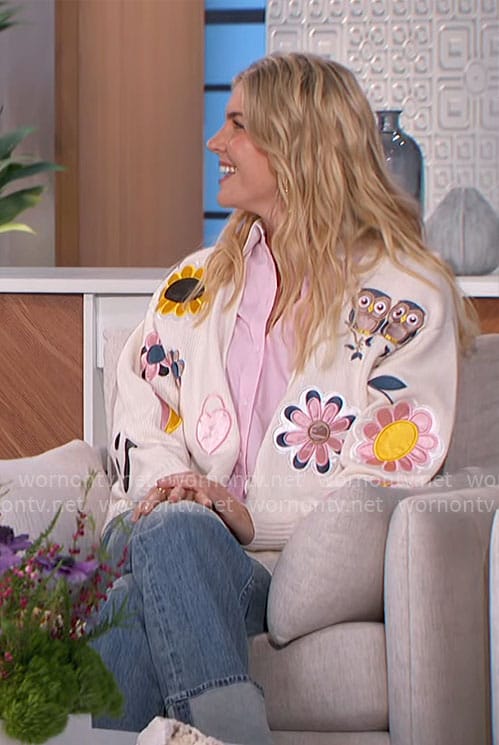 Amanda's owl patch cardigan on The Talk