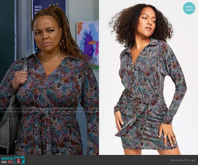 Bar III Long-Sleeve Printed Tie-Front Dress worn by Regina Upshaw (Kim Fields) on The Upshaws