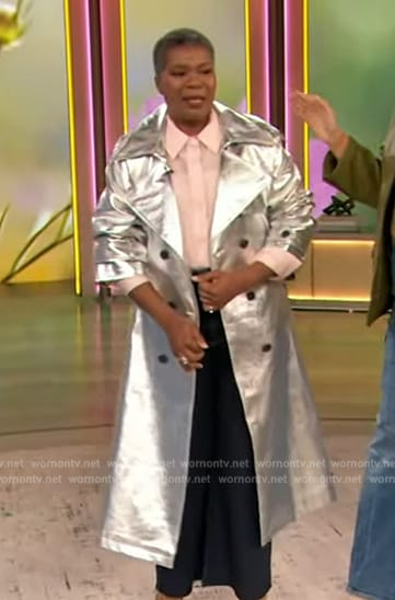 Bonita's metallic trench coat on The Drew Barrymore Show