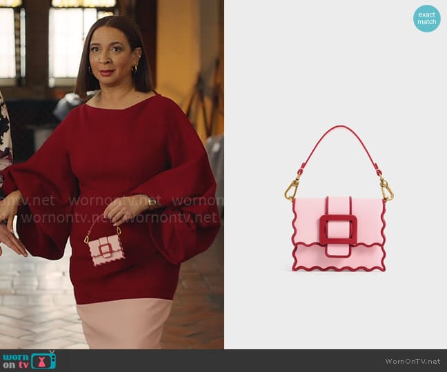 Charles & Keith Waverly Scallop-Trim Mini Bag worn by Molly Novak (Maya Rudolph) on Loot