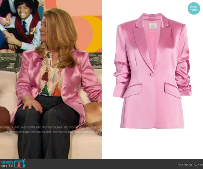 Cinq a Sept Peak-lapels satin-finish blazer worn by Lisa Whelchel on The Drew Barrymore Show