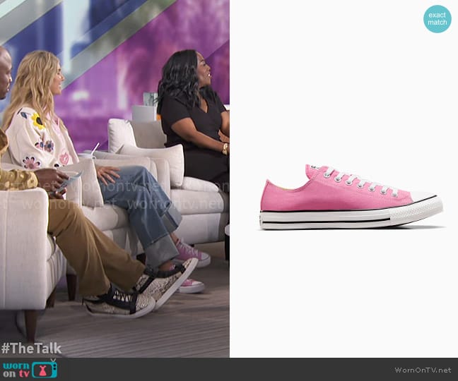 Converse Chuck Taylor All Star Canvas Sneakers in Pink worn by Amanda Kloots on The Talk