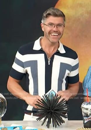 Darren Kennedy’s ribbed polo on Access Hollywood