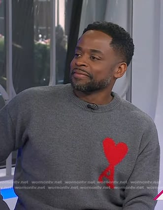Dulé Hill's grey heart logo print sweater on Today