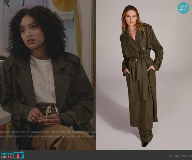 Favorite Daughter The Charles Trench worn by Olivia Baker (Samantha Logan) on All American