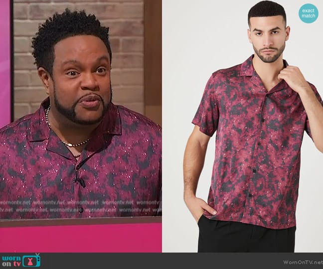 Forever 21 Satin Abstract Print Shirt worn by Jawn Murray on Sherri