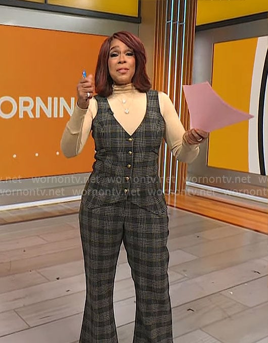 Gayle King’s plaid waistcoat and pants on CBS Mornings