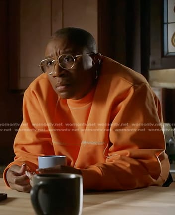 Hen's orange sweatshirt on 9-1-1