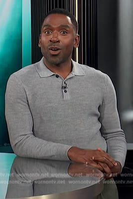 Justin’s gray polo sweater on E! News