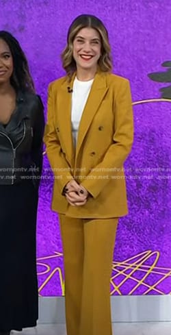 Kate Walsh's mustard double breasted blazer and flare pants on Today