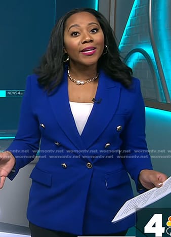 Kay Angrum's blue double breasted blazer on NBC News Daily