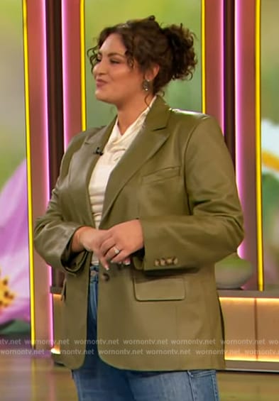 Kristina Zias's green leather blazer on The Drew Barrymore Show