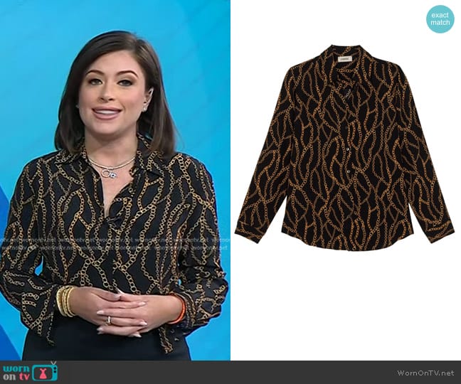 L'Agence Nina Blouse in Black Chain Print worn by Chloe Melas on Today