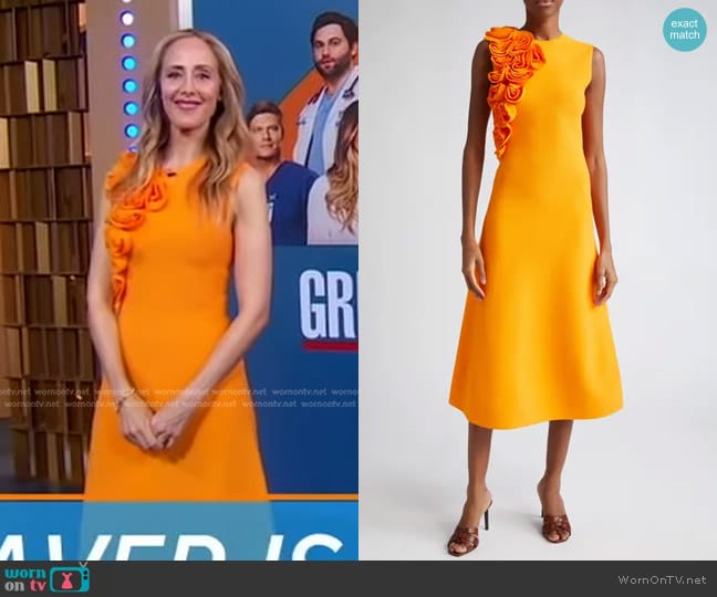 Lela Rose Floral Ruffle Sleeveless Knit Midi Dress in Tangerine worn by Kim Raver on Good Morning America