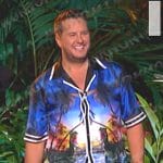 Luke Bryan’s dinosaur print hawaiian shirt on American Idol