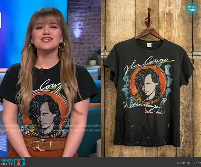 Madeworn John Cougar Mellencamp Tee worn by Kelly Clarkson on The Kelly Clarkson Show