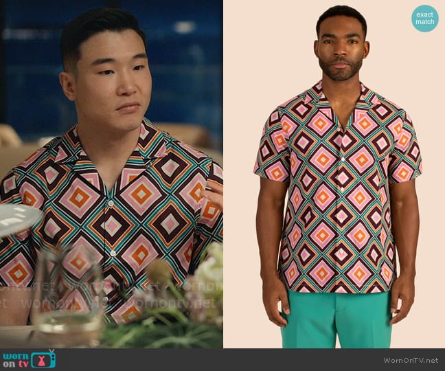 WornOnTV: Nicholas’s diamond print shirt on Loot | Joel Kim Booster ...