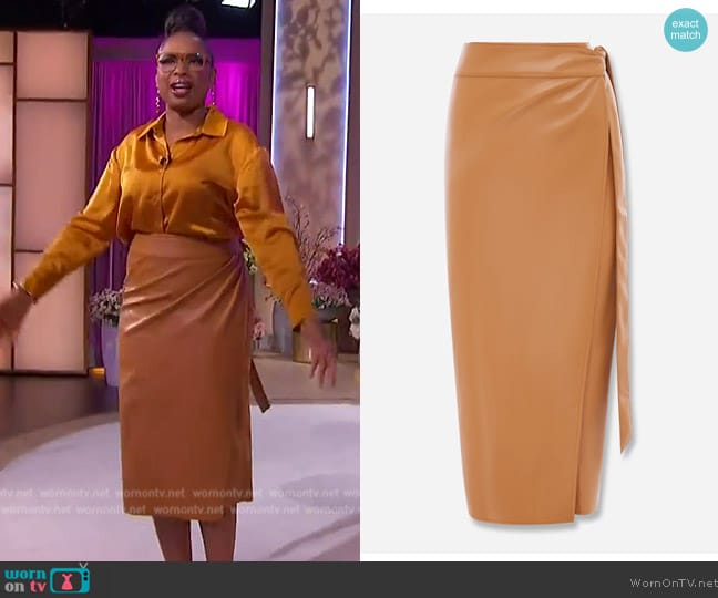 Never Fully Dressed Camel Vegan Leather Jaspre Skirt worn by Jennifer Hudson on The Jennifer Hudson Show