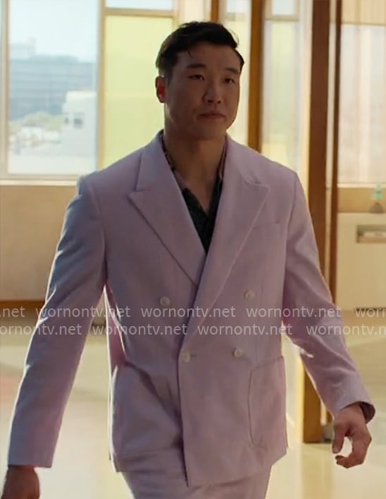Nicholas's lilac suit on Loot