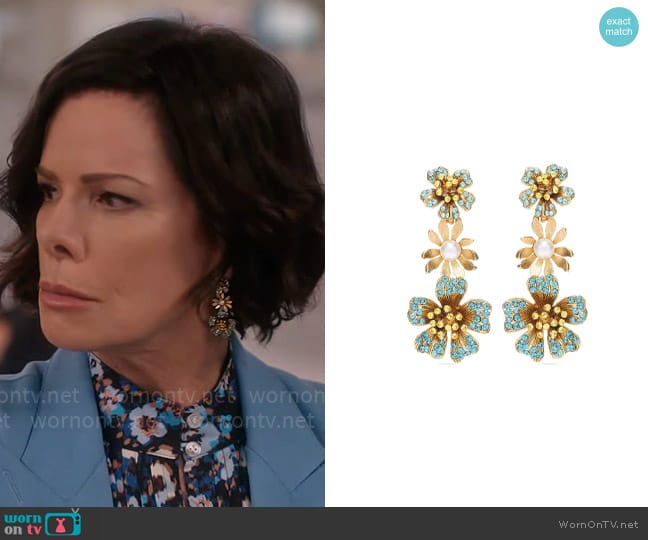 Oscar de la Renta Petal drop earrings worn by Margaret Wright (Marcia Gay Harden) on So Help Me Todd