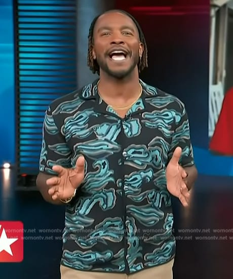 Scott’s jacquard knit shirt on Access Hollywood