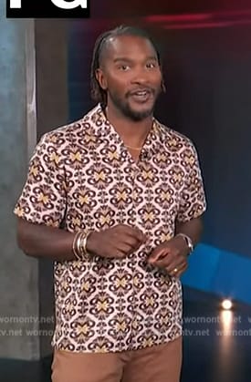 Scott’s printed shirt on Access Hollywood