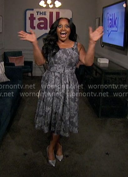 WornOnTV: Sherri Shepherd’s grey floral midi dress on The Talk ...