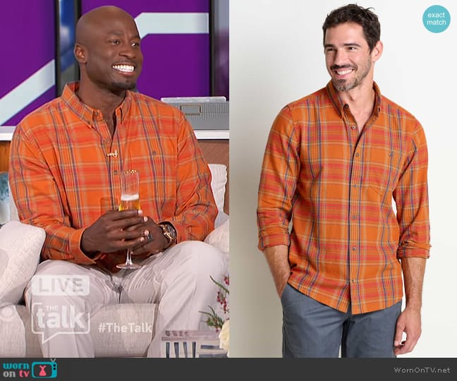 Toad & Co Eddy Shirt in Umber worn by Akbar Gbajabiamila on The Talk