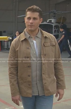 Tommy Kinard's beige jacket on 9-1-1