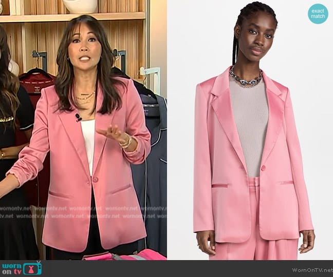 WayF Boxy Blazer worn by Diane Mizota on Access Hollywood