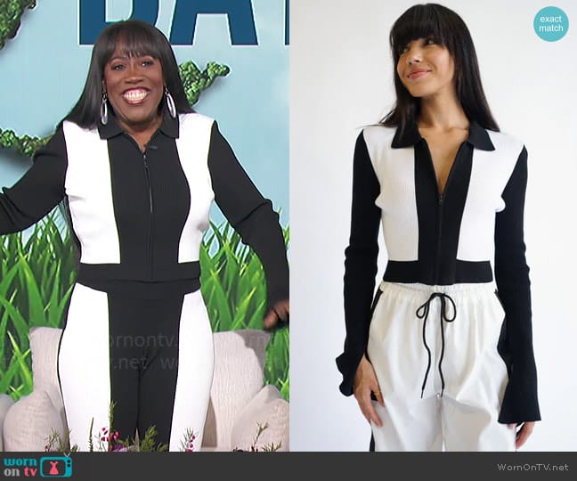 Yellow the Label Celia Colorblock Zip-Up in White/Black worn by Sheryl Underwood on The Talk