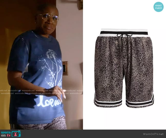 John Elliott Game Mesh Shorts worn by Henrietta Wilson (Aisha Hinds) on 9-1-1