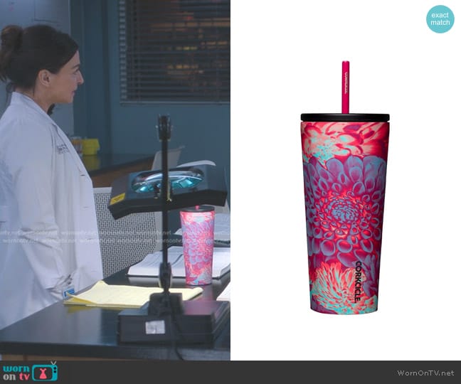 Corkcicle Cold Cup Tumbler With Straw and Lid in Dopamine Floral worn by Amelia Shepherd (Caterina Scorsone) on Greys Anatomy