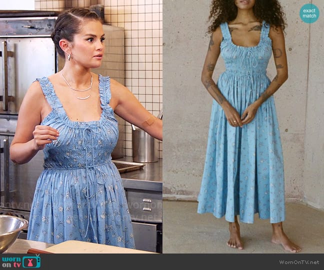 Doen Emmaretta Dress in Sky Bouton De Rose worn by Selena Gomez on Selena + Restaurant