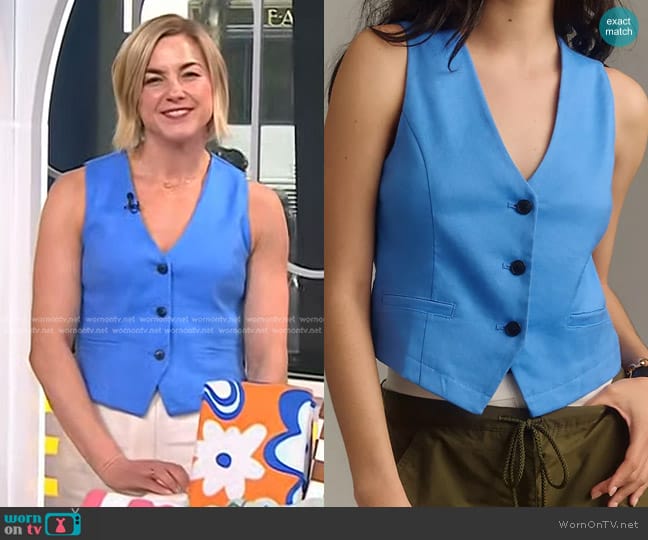 Maeve Linen V-Neck Button-Front Vest in Blue worn by Liz Plosser on Today