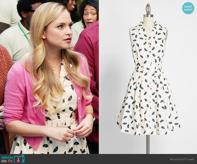 ModCloth Community Brunch Shirt Dress worn by Ainsley (Stephanie Styles) on Loot