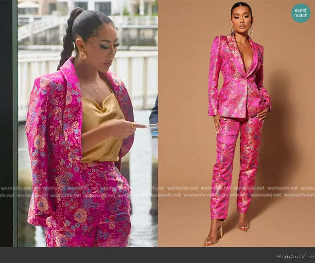 Fashion Nova Pretty in Pink Embroidered Blazer Set worn by Kayla Carmona (Kayla Carmona) on Selling the OC